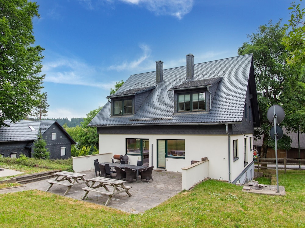 Forest Escape With Terrace — 4-Star Luxury Hotel in Eisfeld, Germany
