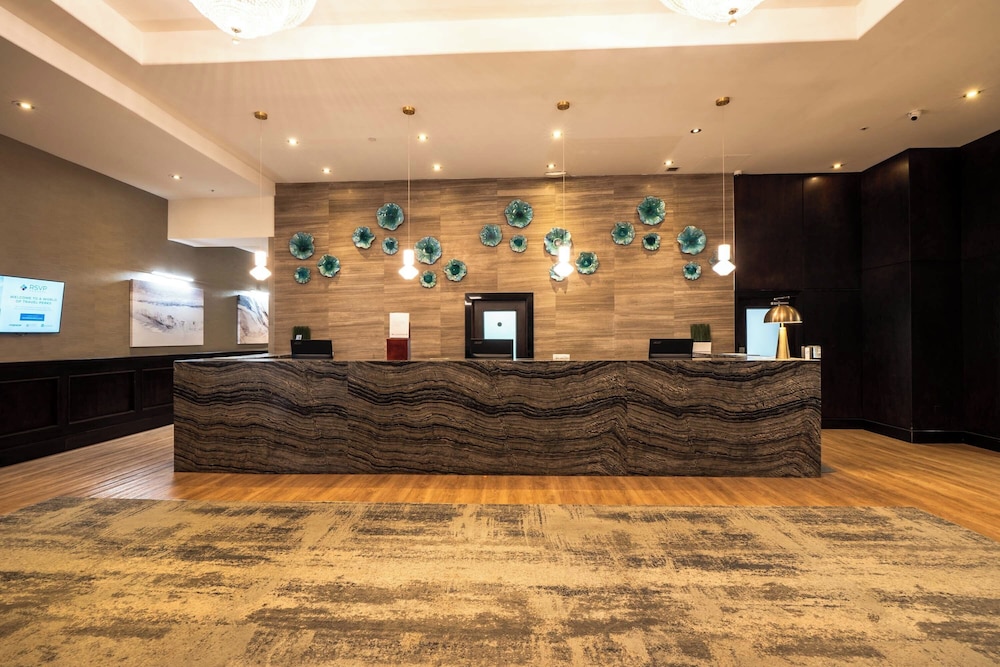 Sandman Signature Vancouver Downtown Hotel in Vancouver, Canada