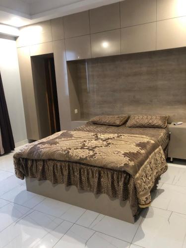 Luxurious 3BHK with Panoramic City Views — Rawalpindi — photo 4