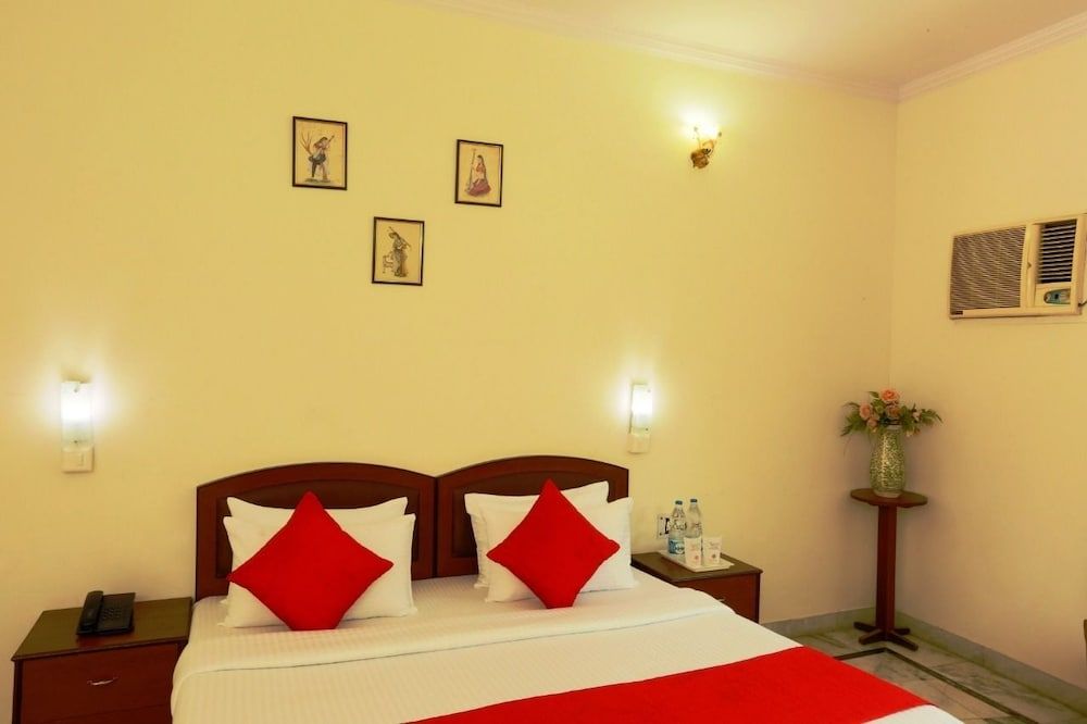 Shakunt Resort A Eco Green Resort in Kotputli, India