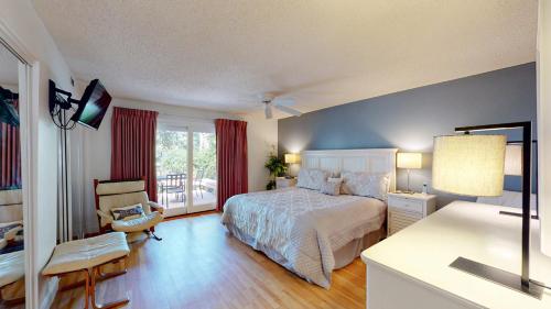 762 Queens Grant - photo 19
