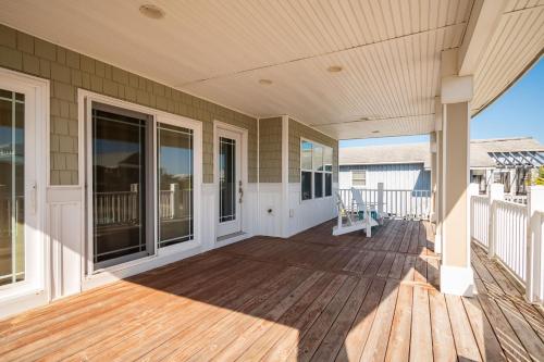 Lost Shaker of Salt by Oak Island Accommodations - photo 34