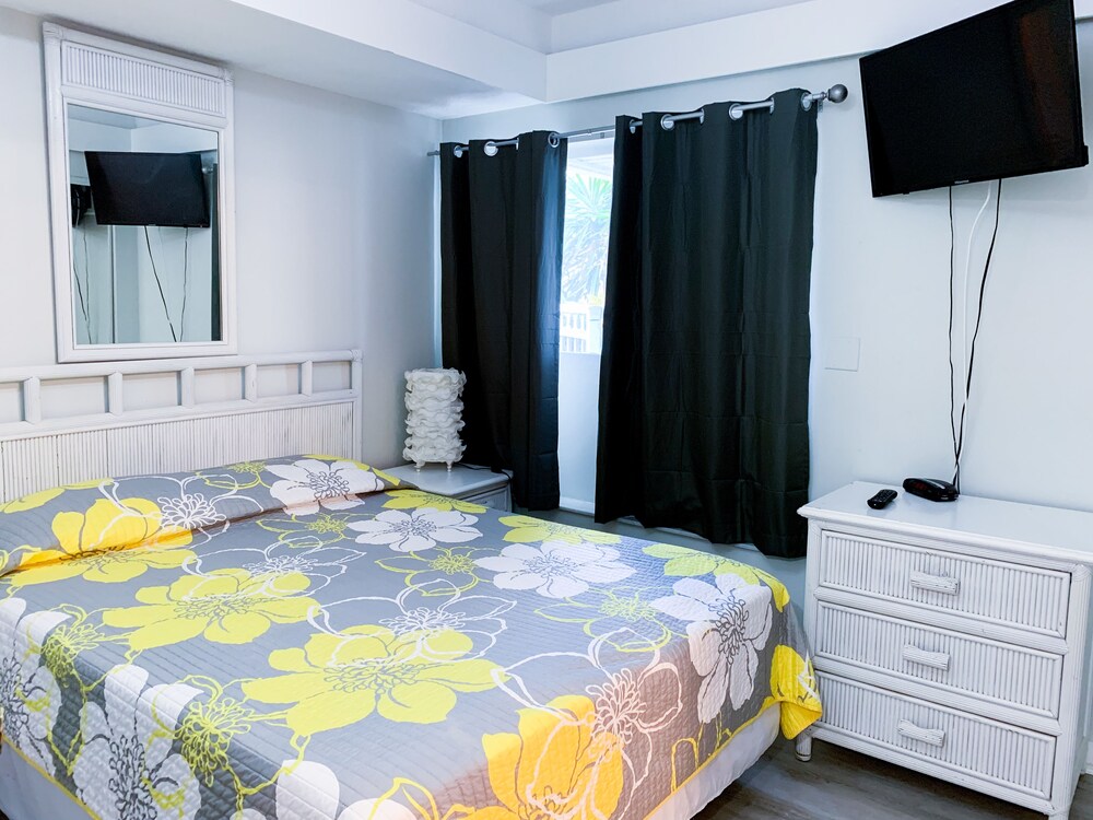 Coral Tides Resort - photo 35