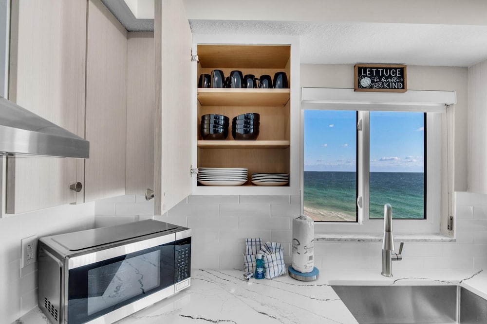 Shoreline Towers 2086 - photo 10