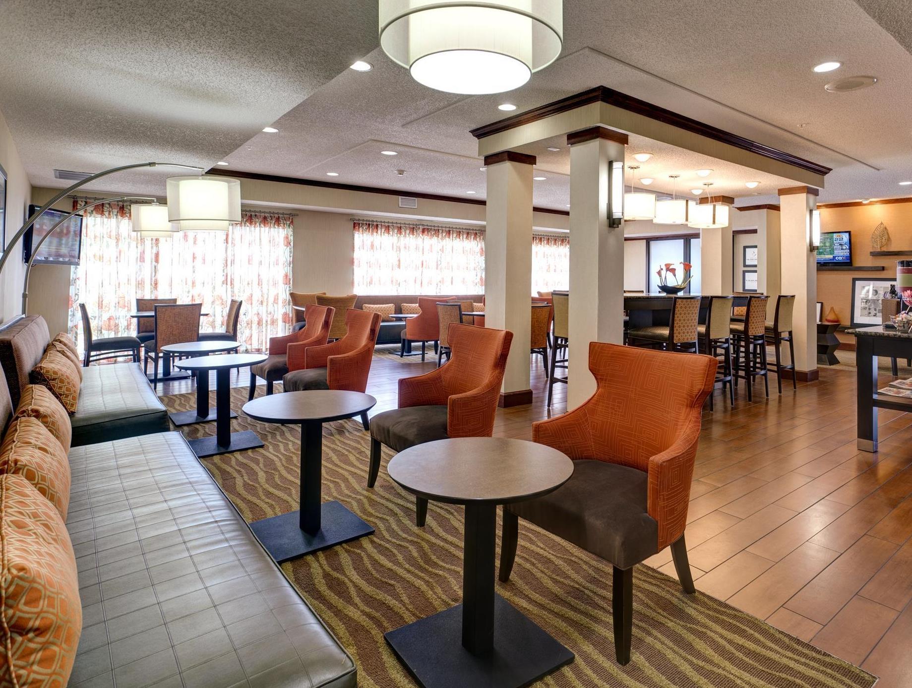 Hampton Inn Manhattan - photo 11