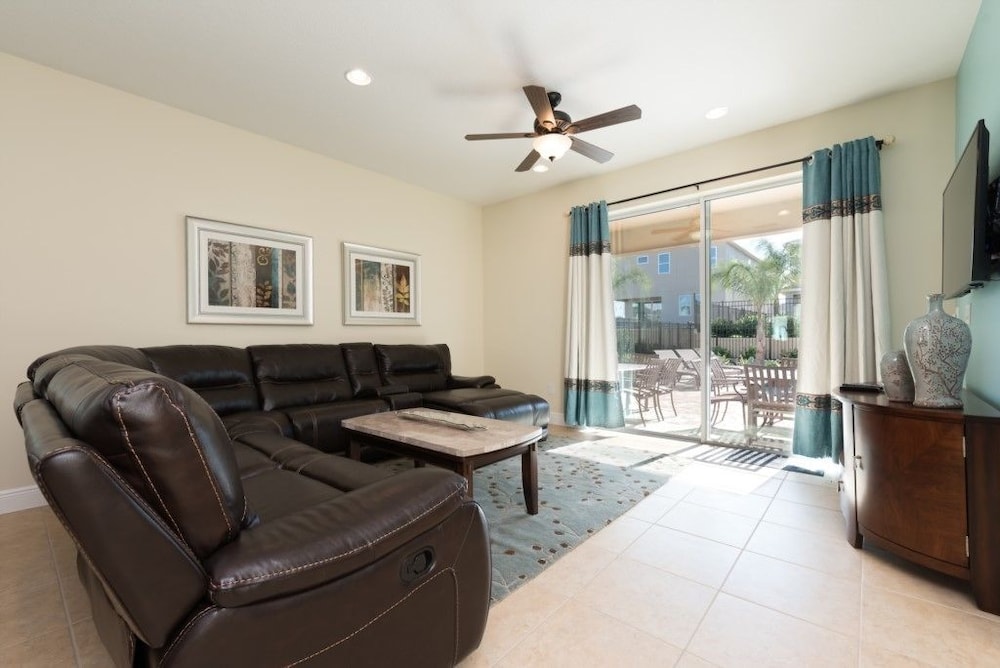 Je63369 The Encore Club Resort 8 Bed 7 Baths Resort Home - photo 25