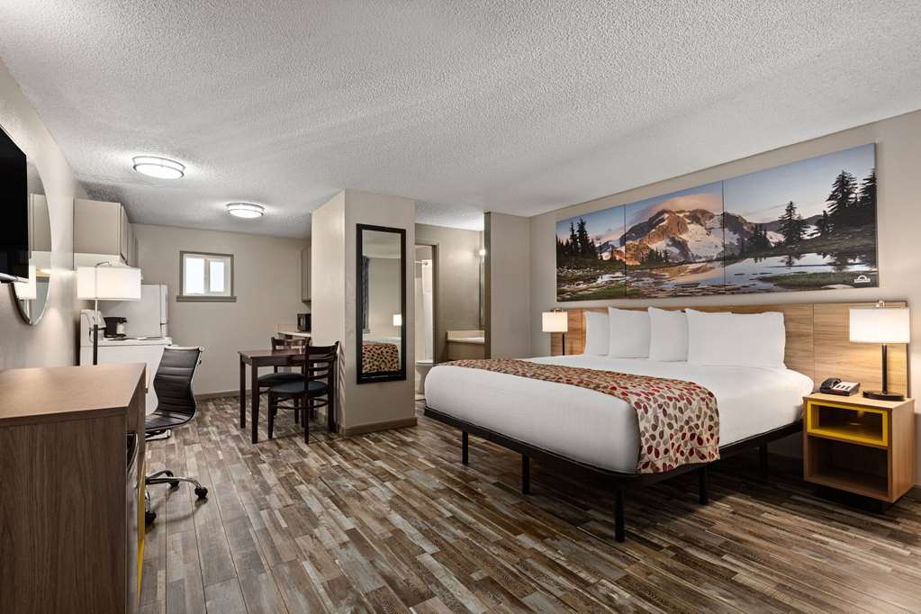Days Inn by Wyndham Lakewood South Tacoma - photo 38
