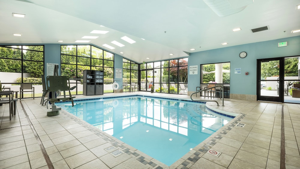 Holiday Inn Express Bellingham by IHG - photo 47