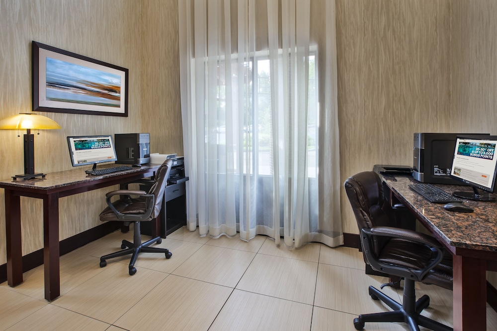 Holiday Inn Express & Suites Geneva Finger Lakes by IHG - photo 40