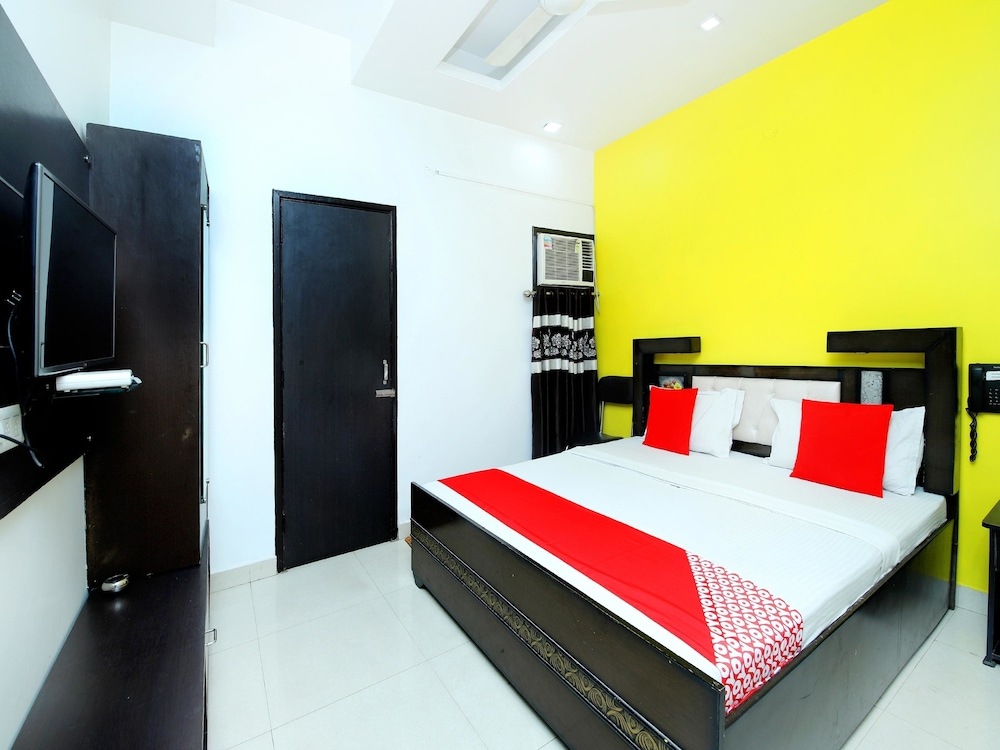 Oyo 44541 Hotel Nanda