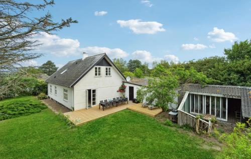 Awesome Home In Humble With Wifi — 4-Star Luxury Hotel in None, Denmark