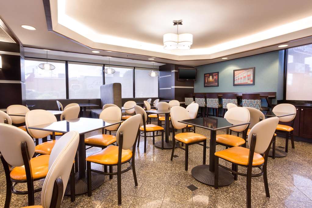 Drury Inn & Suites Greensboro - photo 9