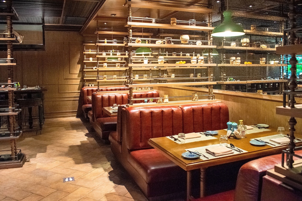 מזון ומשקאות