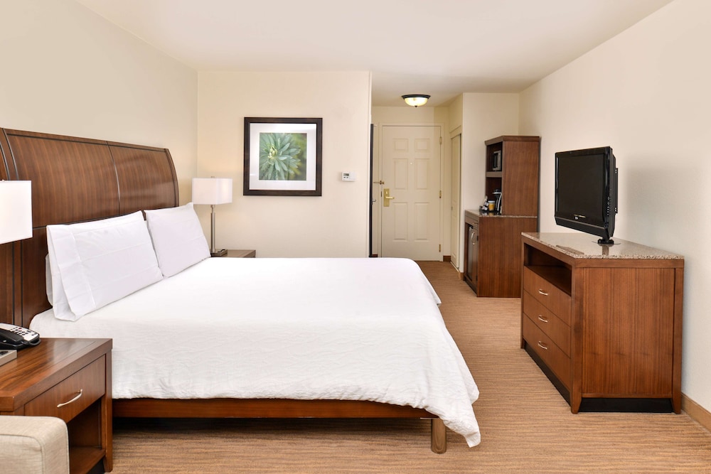 Hilton Garden Inn Dallas Addison - photo 12