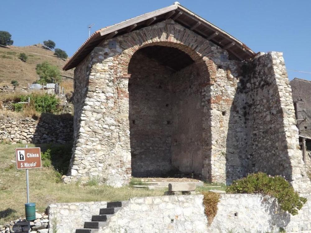 Albergo Diffuso Borgo Gallodoro - last minute hotel in Gallodoro
