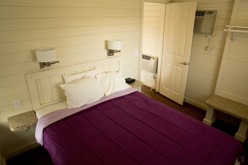 Indiana Beach Accommodations - photo 10