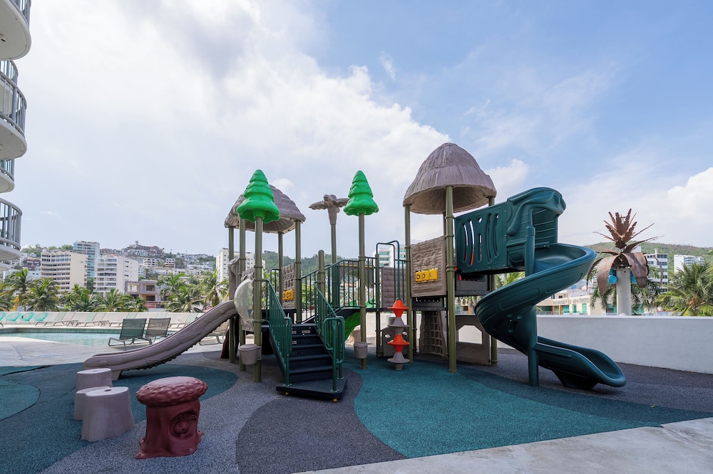 Children's play area - outdoor