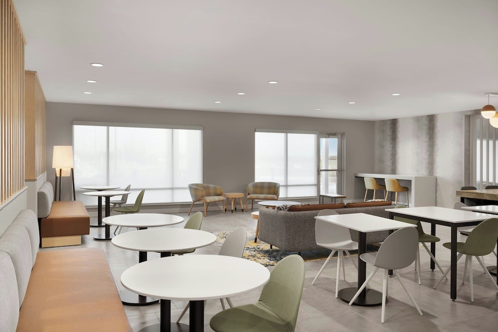 TownePlace Suites by Marriott Crown Point - photo 25