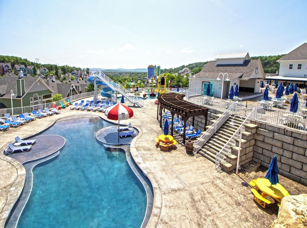 Stormy Point Village — 4-Star Luxury Hotel in Branson, United States