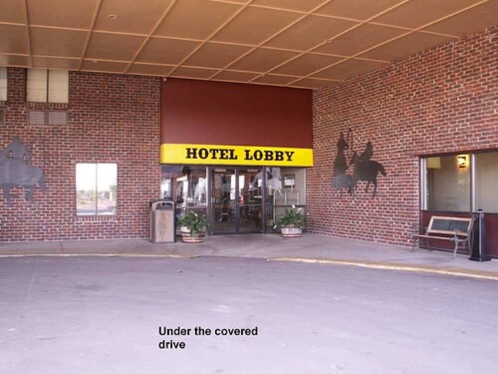 Dodge House Hotel & Convention Center - photo 34