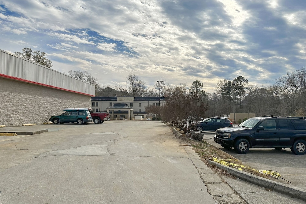 Oyo Hotel Rome West Ga - photo 58