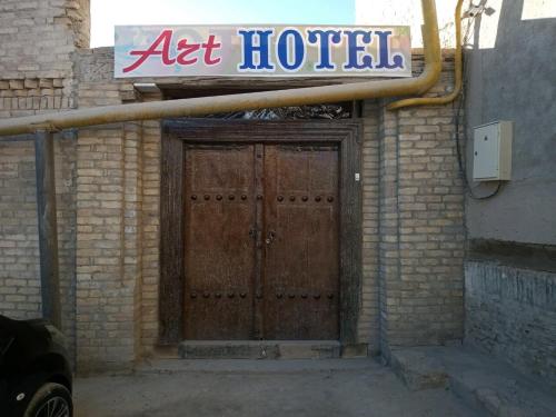 Mekhtar Famili 18Th Century Old Hause Historical Unesco Heritage List 1 Minutes To Bukhara Old Town Square Est Since 1826 For Walk In Guest Parking Cozy Room Best Location And Strong Wifi