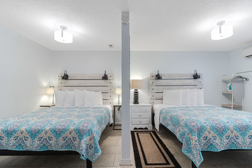The Inn at River Oaks - photo 18