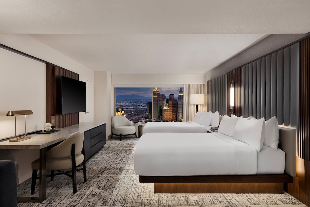 MGM Grand Hotel & Casino - photo 33