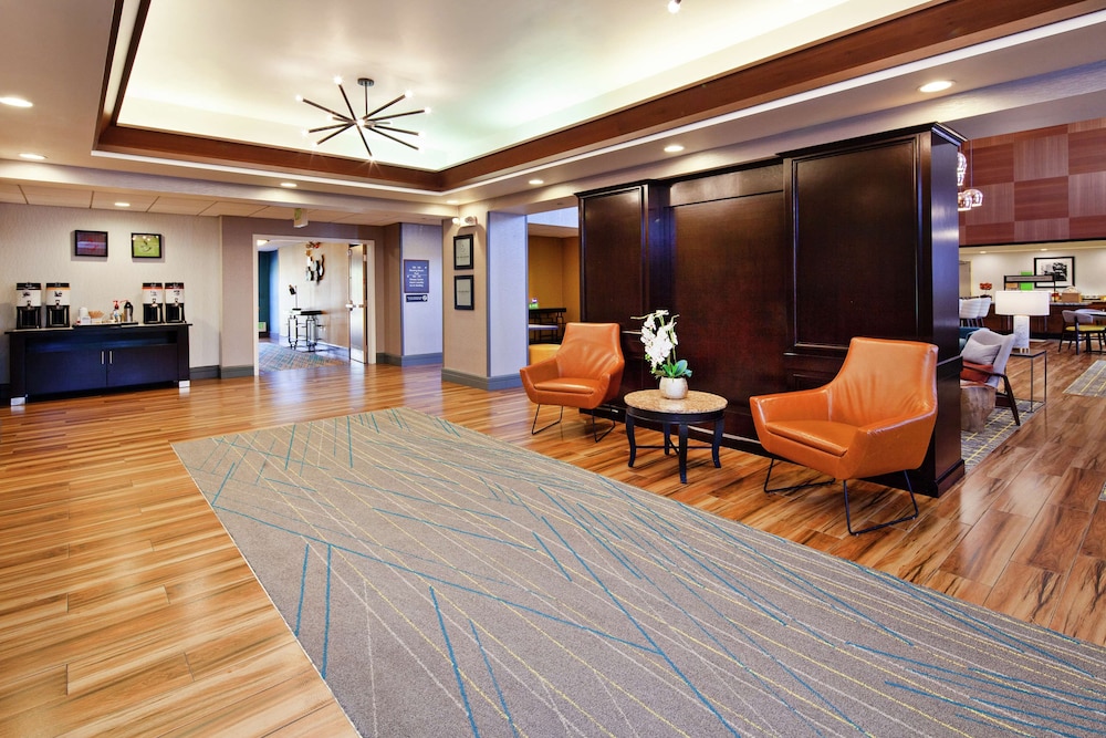 Hampton Inn & Suites Chino Hills - photo 4