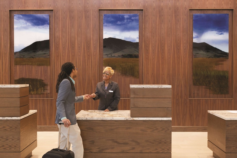 Embassy Suites Oklahoma City Downtown Medical Center - photo 4
