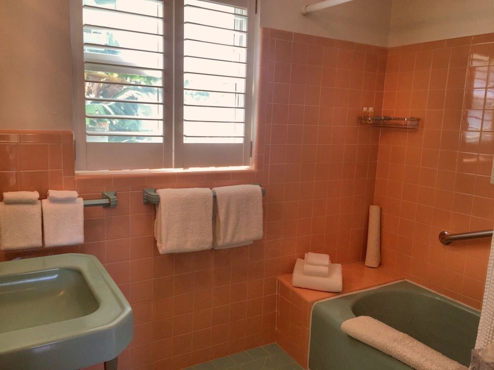 Manhattan Tower Apartment Hotel - photo 120
