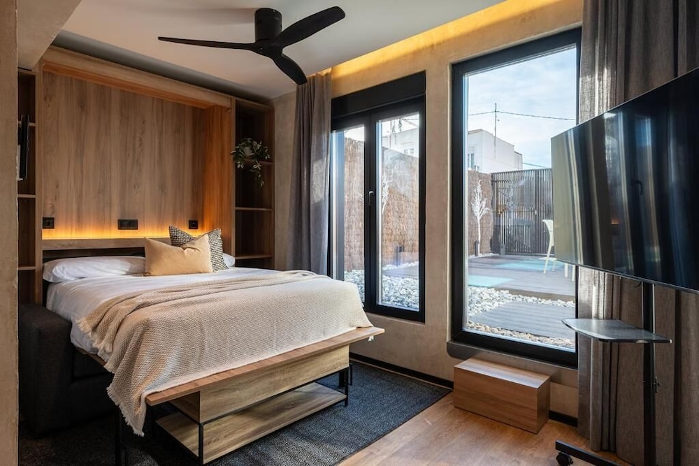 Dobo Madrid MA24 - last minute hotel in Madrid