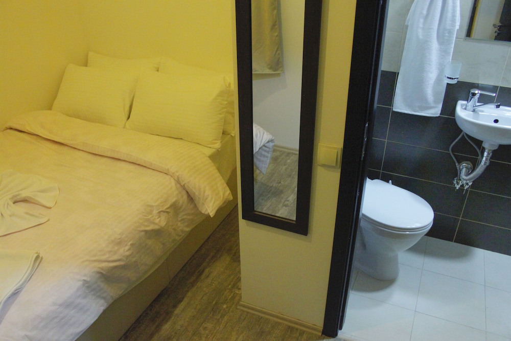 Rustaveli 36 Hotel