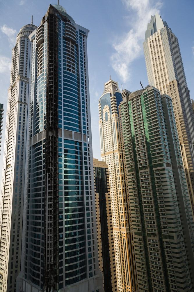GuestReady Luxe Suite in Jumeirah Marina — 4-Star Luxury Hotel in Dubai, United Arab Emirates