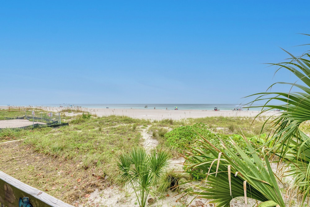 Anna Maria Island Beach Happy direct Beach Front 1br 1br - photo 34