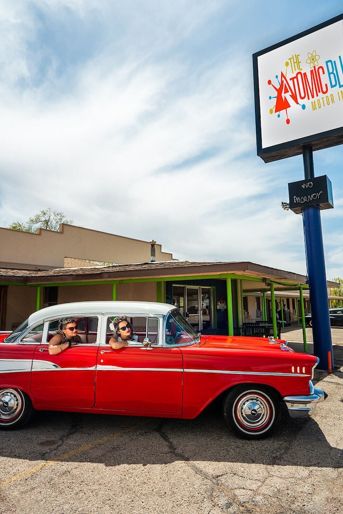 The Atomic Blue Motor Inn in Monticello, United States