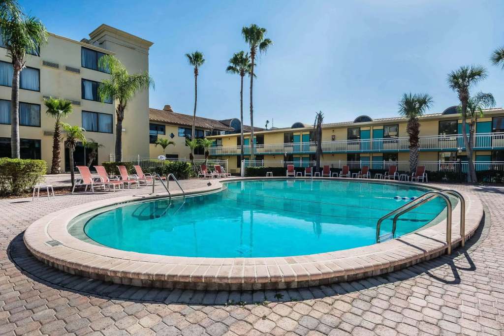 Clarion Hotel Orlando International Airport - photo 14