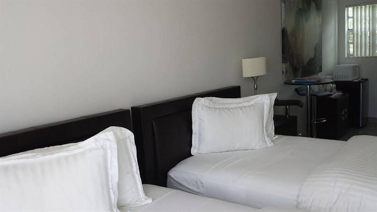 Captain's Quarters Resort - photo 11