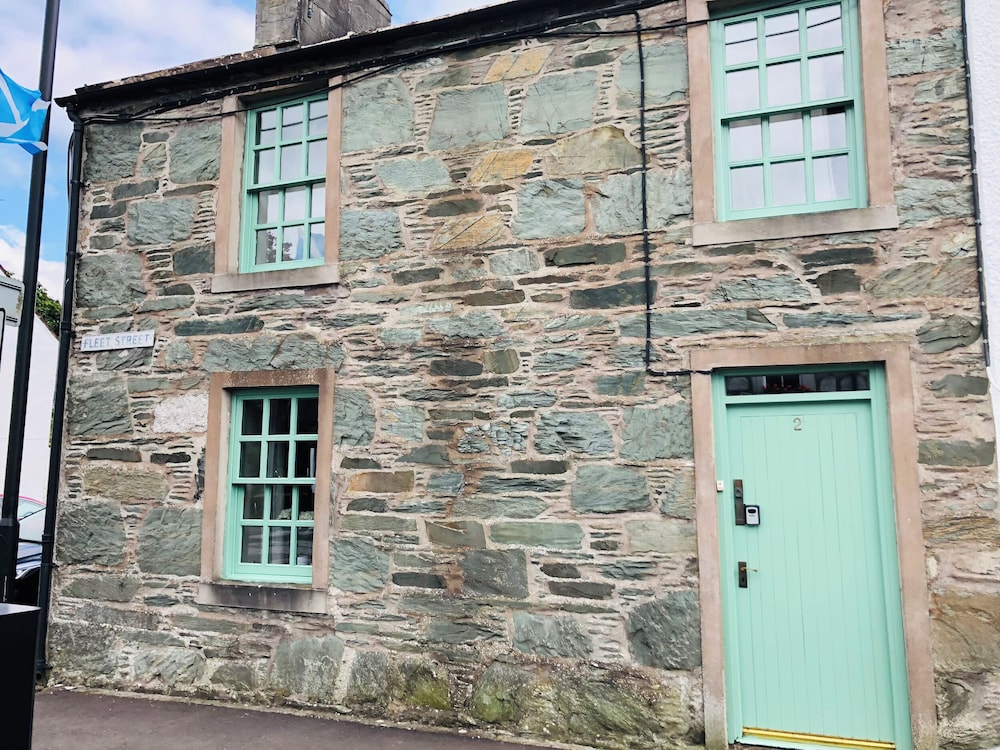 2 Fleet Street in Castle Douglas, United Kingdom