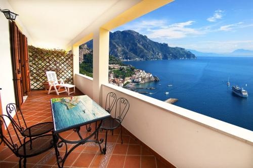 Casa Ritalemma' — 4-Star Luxury Hotel in Amalfi, Italy