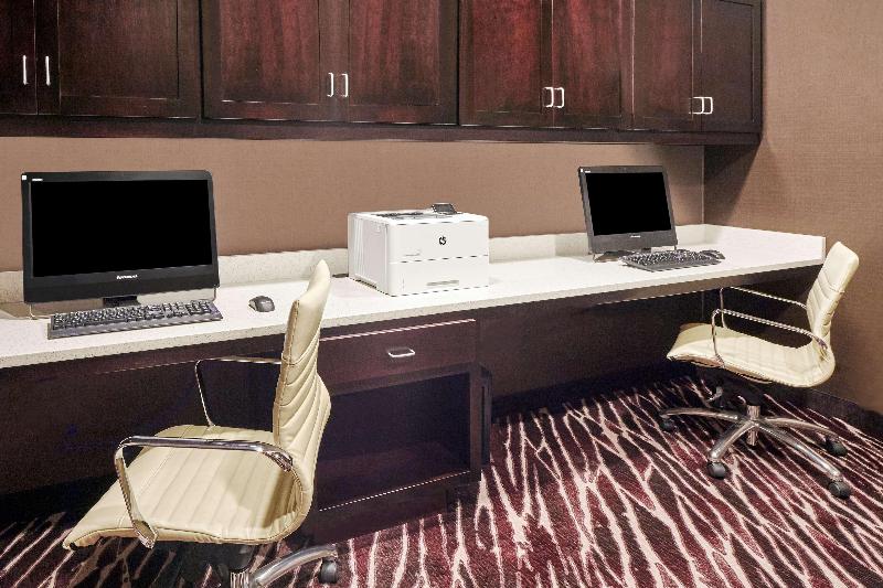 Hampton Inn Fond du Lac - photo 98