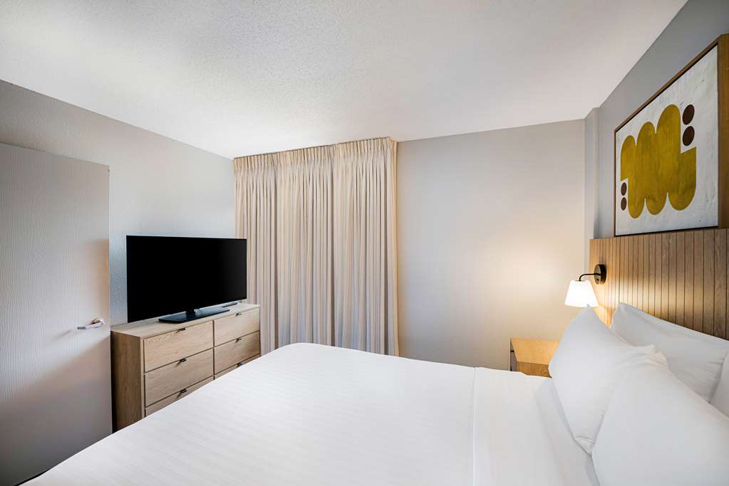Sonesta Simply Suites Jersey City - photo 26
