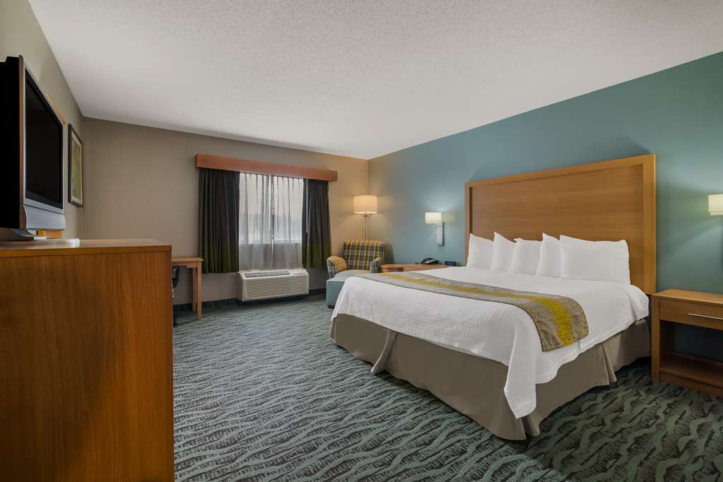 Best Western PLUS Executive Court Inn & Conference Center - photo 38