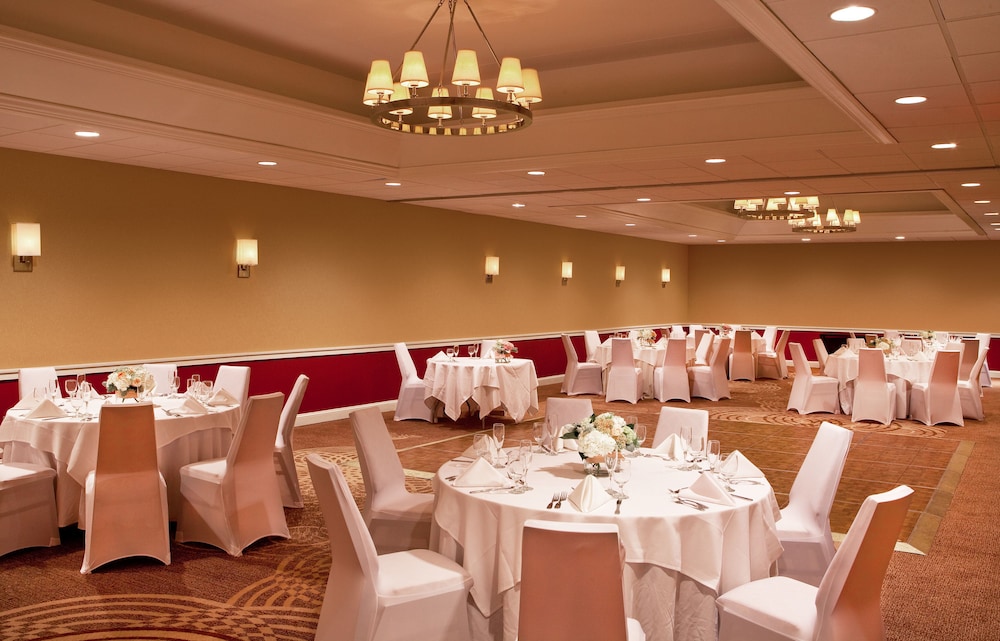 Sheraton Great Valley Hotel - photo 40