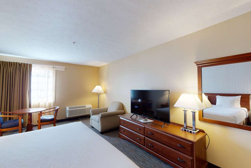 Ramada by Wyndham Strasburg Shenandoah Valley - photo 27