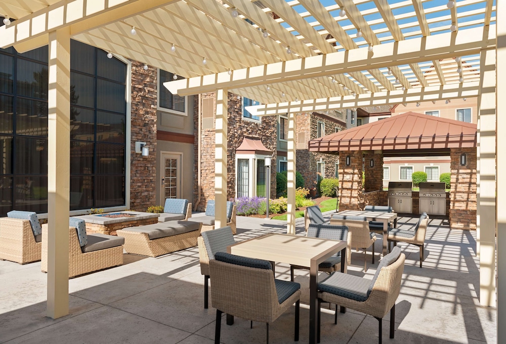 Homewood Suites by Hilton Portland Airport - photo 40