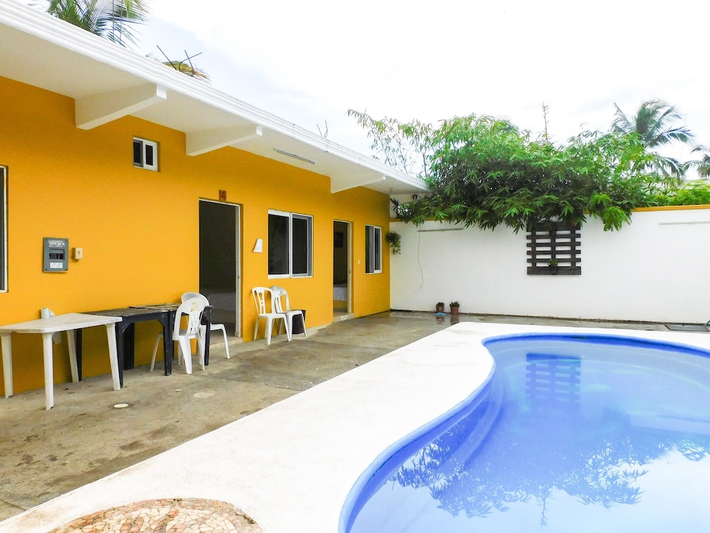 Habitaciones América Rotamundos Hotel in Playa De Chachalacas, Mexico