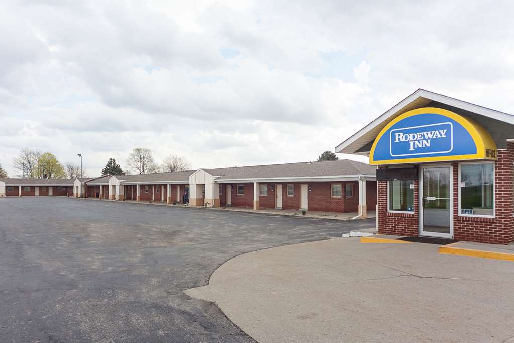Rodeway Inn Wauseon - photo 4