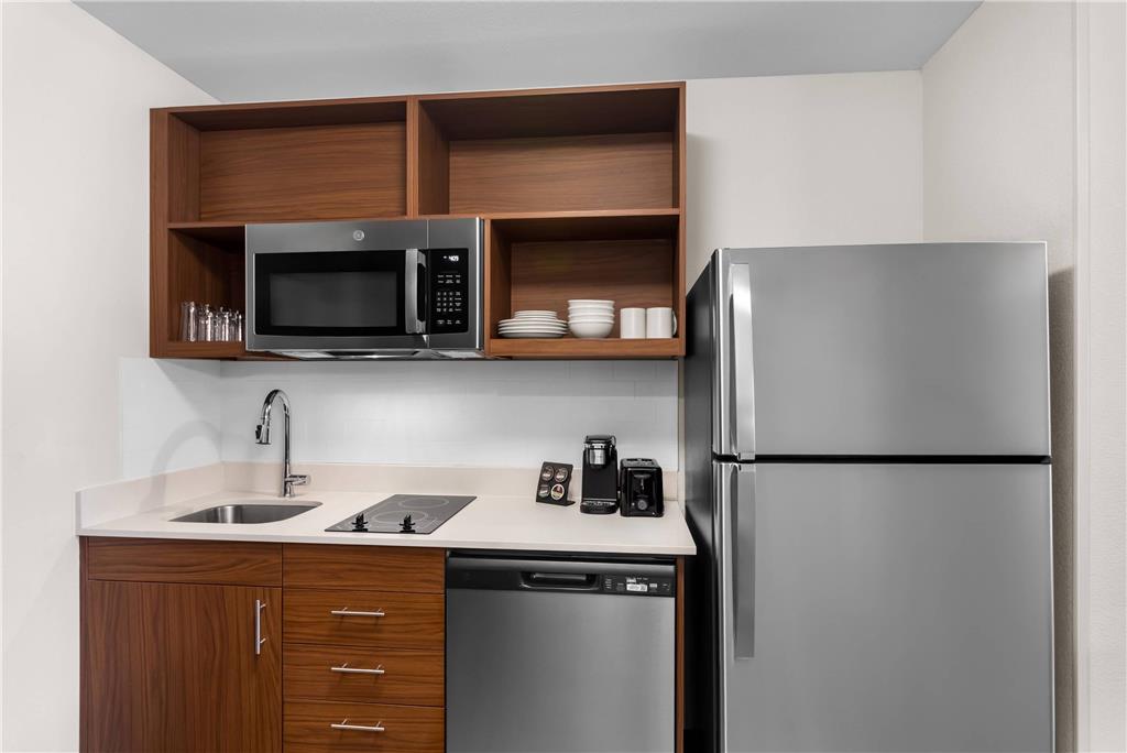 Everhome Suites Bastrop - photo 19