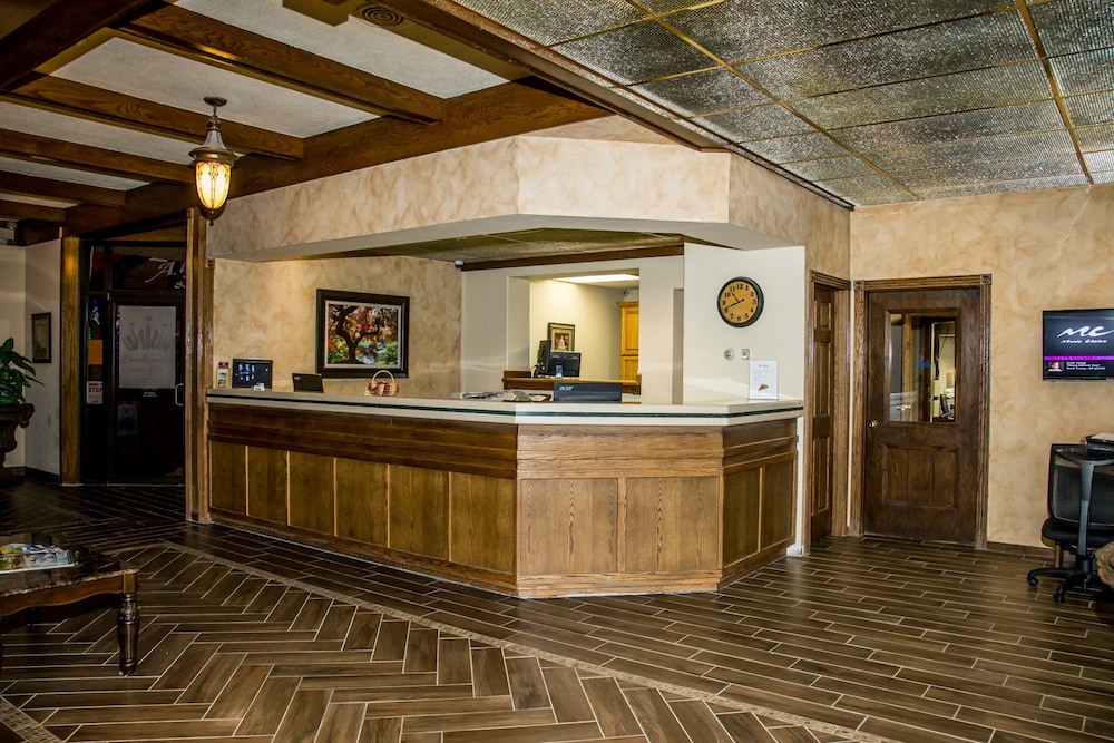 Baymont by Wyndham Fargo - photo 4